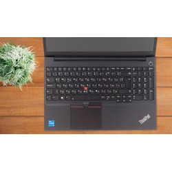 Lenovo ThinkPad E15 i7 10e • 16Go • 512Go • Grade C